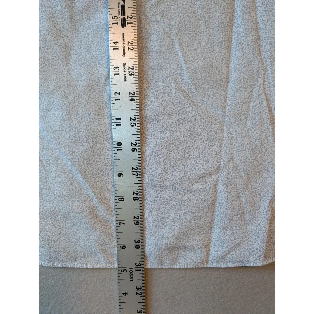 Banana Republic BR  Shirt Classic Fit White Blue Pattern Casual Men's Non‎ Iron